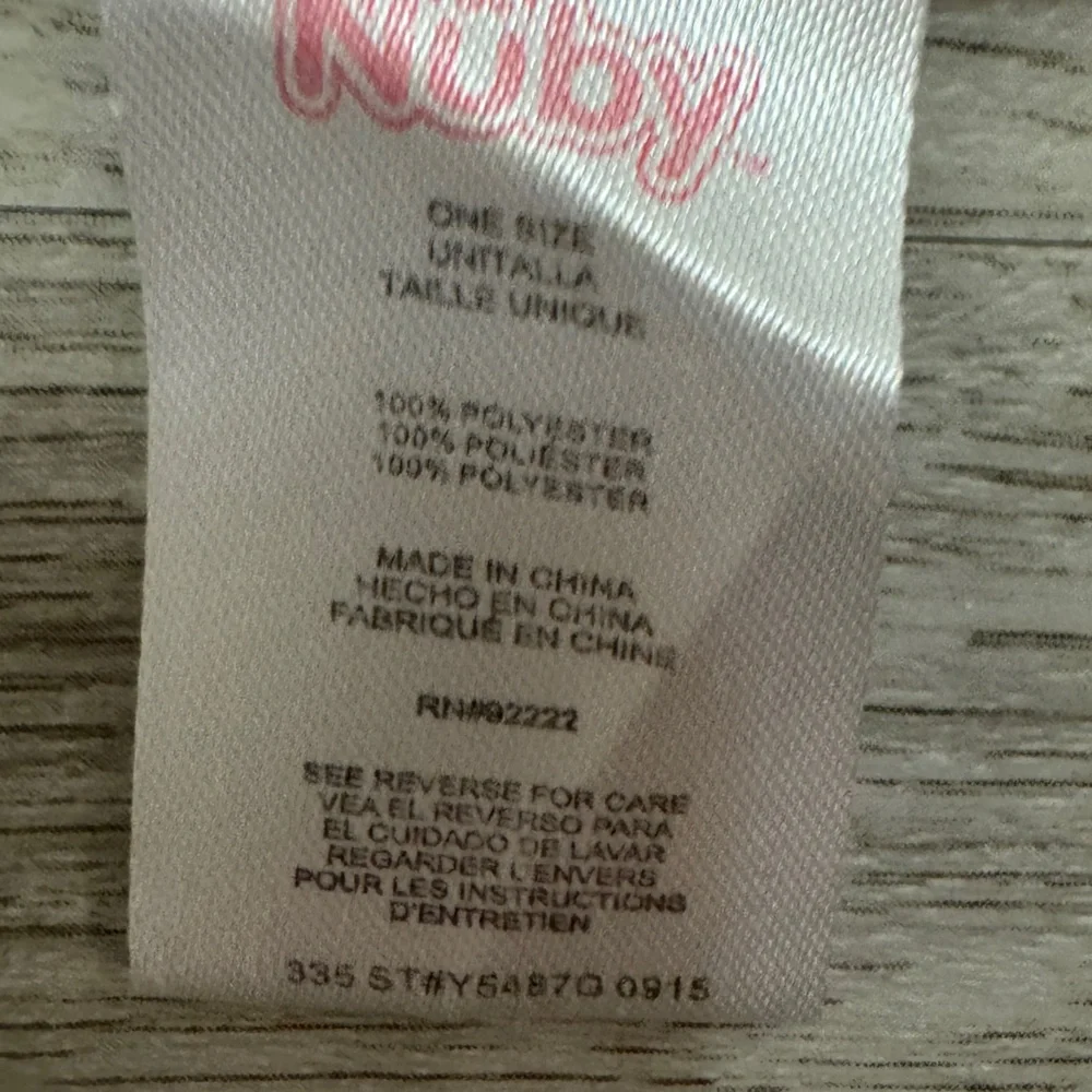 Pink and White Blanket by Ning